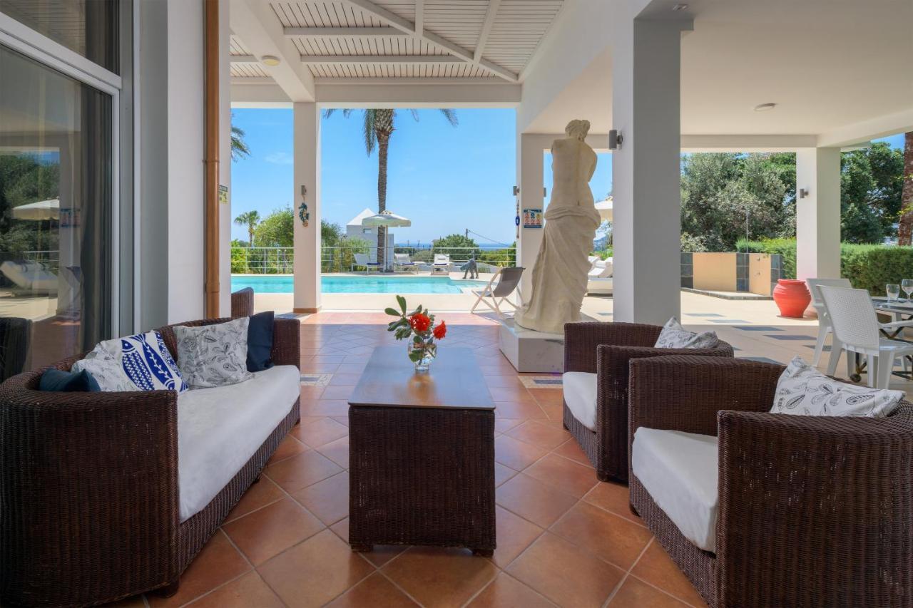 Grande Dame Villa Of Rhodes Asgourou Exterior photo